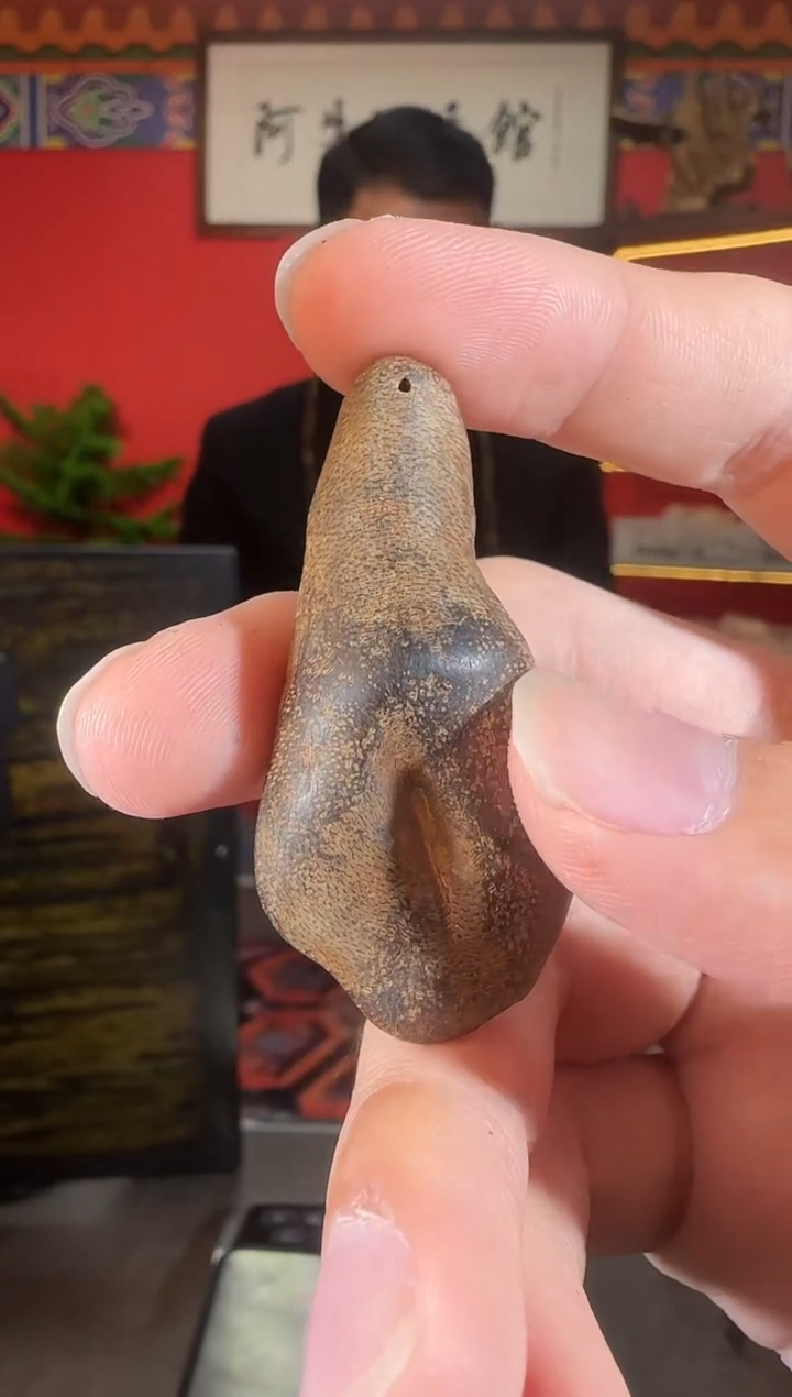 沉香吊坠E34海南包头多样性发一