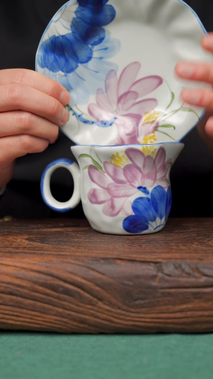 【闪购商品】瓷片寻一缕瓷香杯釉下手工手绘瓷器 紫荷咖啡杯