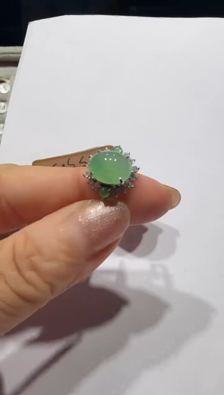 银S925镶嵌戒指翡翠925银镶缅甸A货翡翠戒指