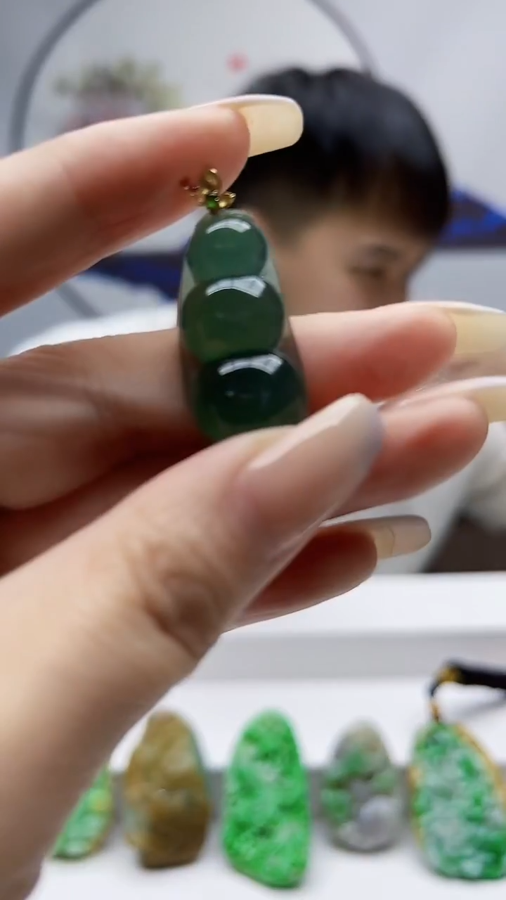 18K金镶嵌定制翡翠毛货挂件多样性发其一51