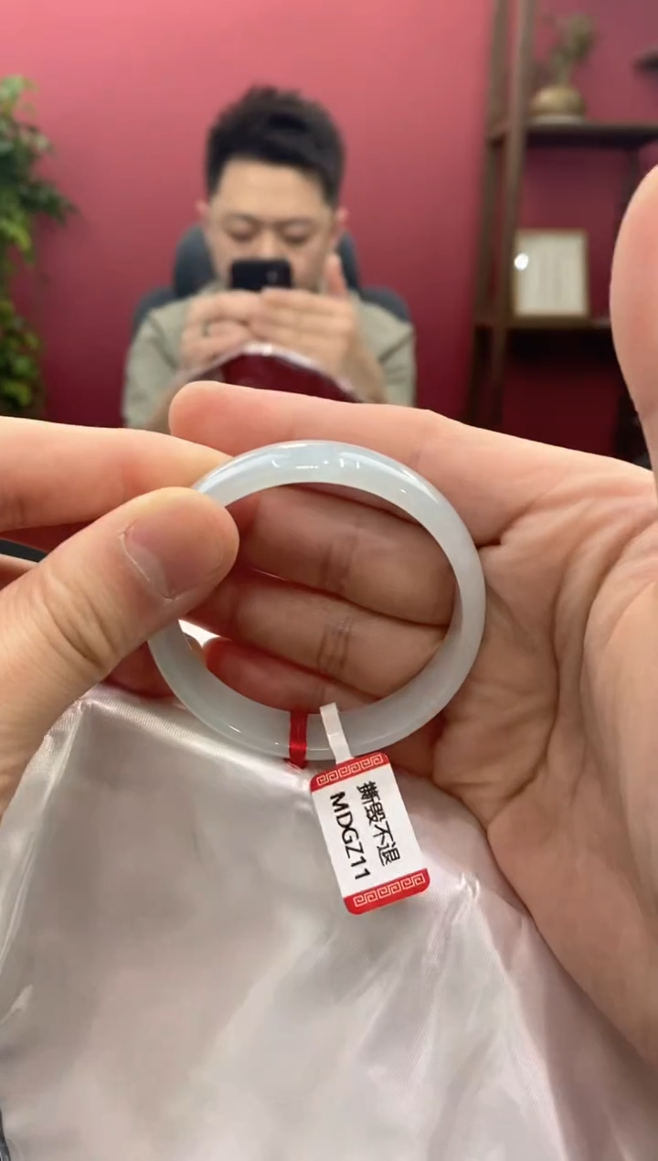 【闪购商品】翡翠手镯未镶嵌00001848