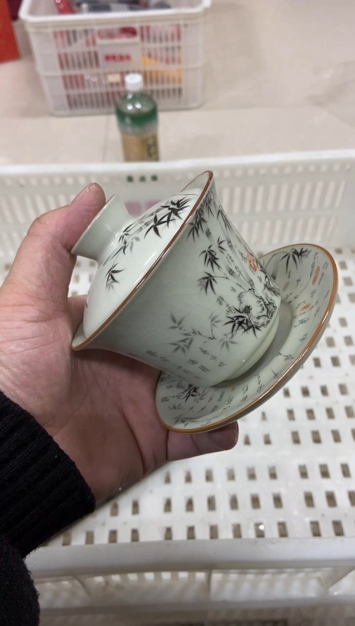 杯子瓷无运费险有瑕疵的摄影的产品有使用过的痕迹有点脏介意勿拍