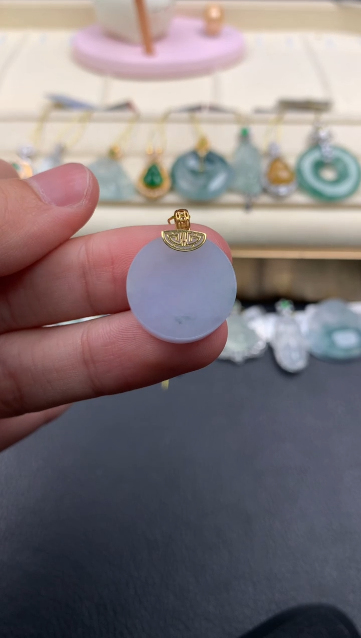 【闪购商品】翡翠颈饰18K金镶嵌A923      