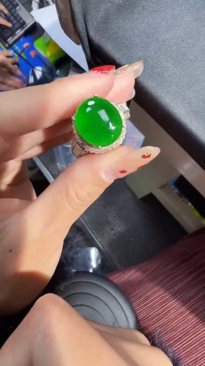 【闪购商品】定制翡翠未镶嵌蛋面商品多样性发货1