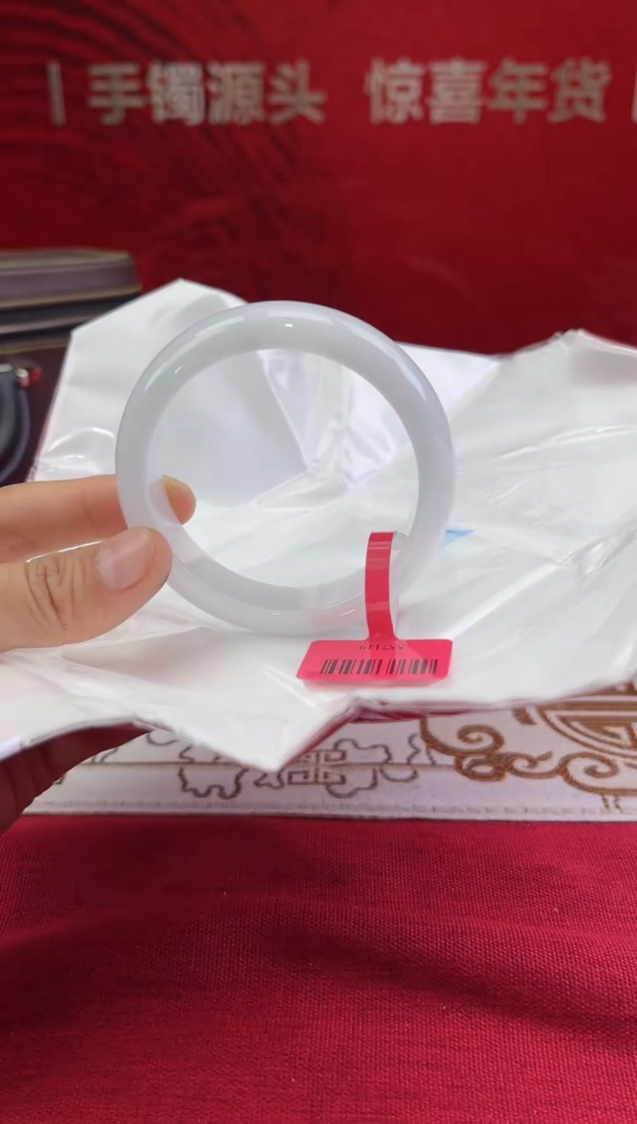 【闪购商品】翡翠手镯未镶嵌2翡翠手镯