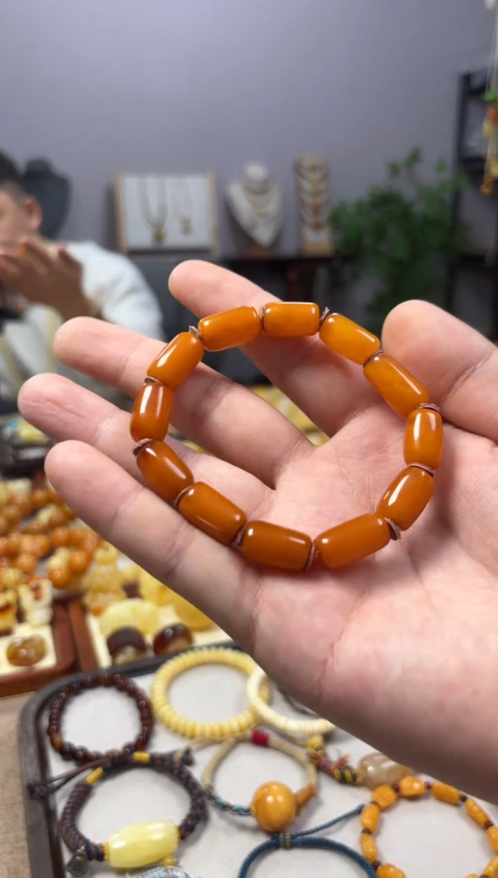 【闪购商品】蜜蜡裸石未镶嵌手串