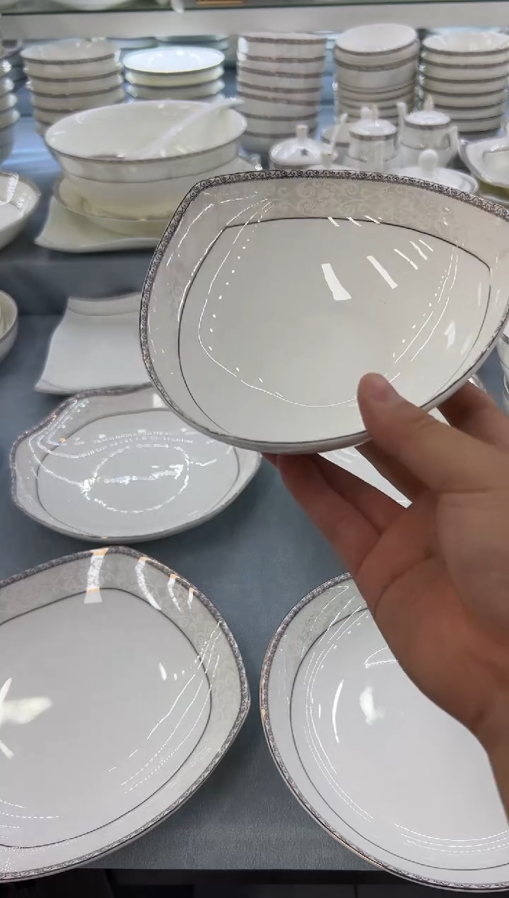 骨瓷玲珑6三角2个 