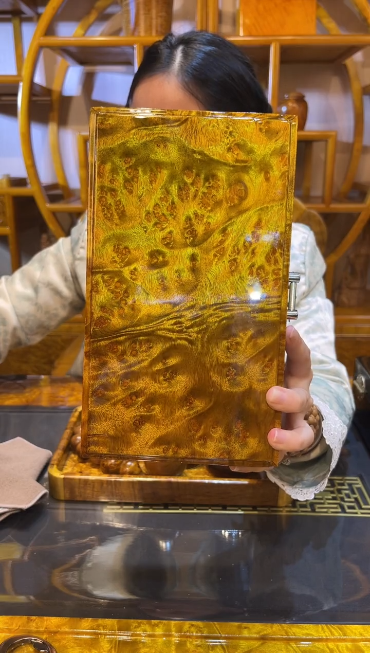 香樟木满留疤23公分首饰盒