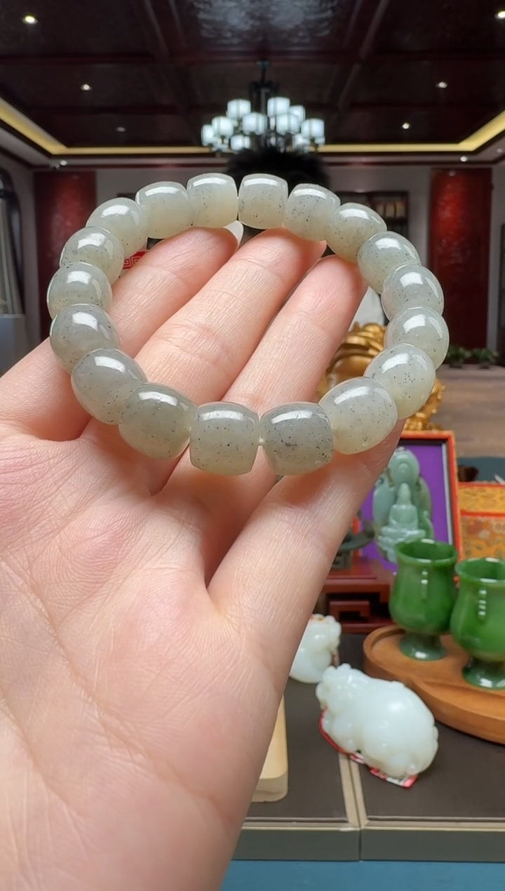 未镶嵌和田玉挂件qh12