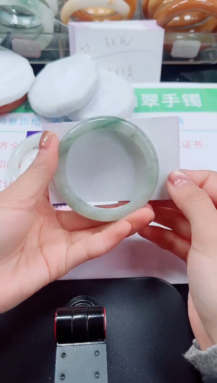 未镶嵌手镯石英质玉358-52/53