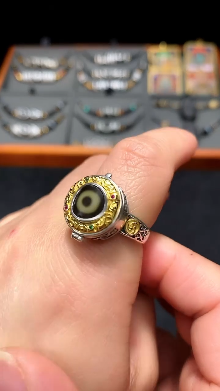 【闪购商品】玛瑙/玉髓戒指未镶嵌黄cc戒指