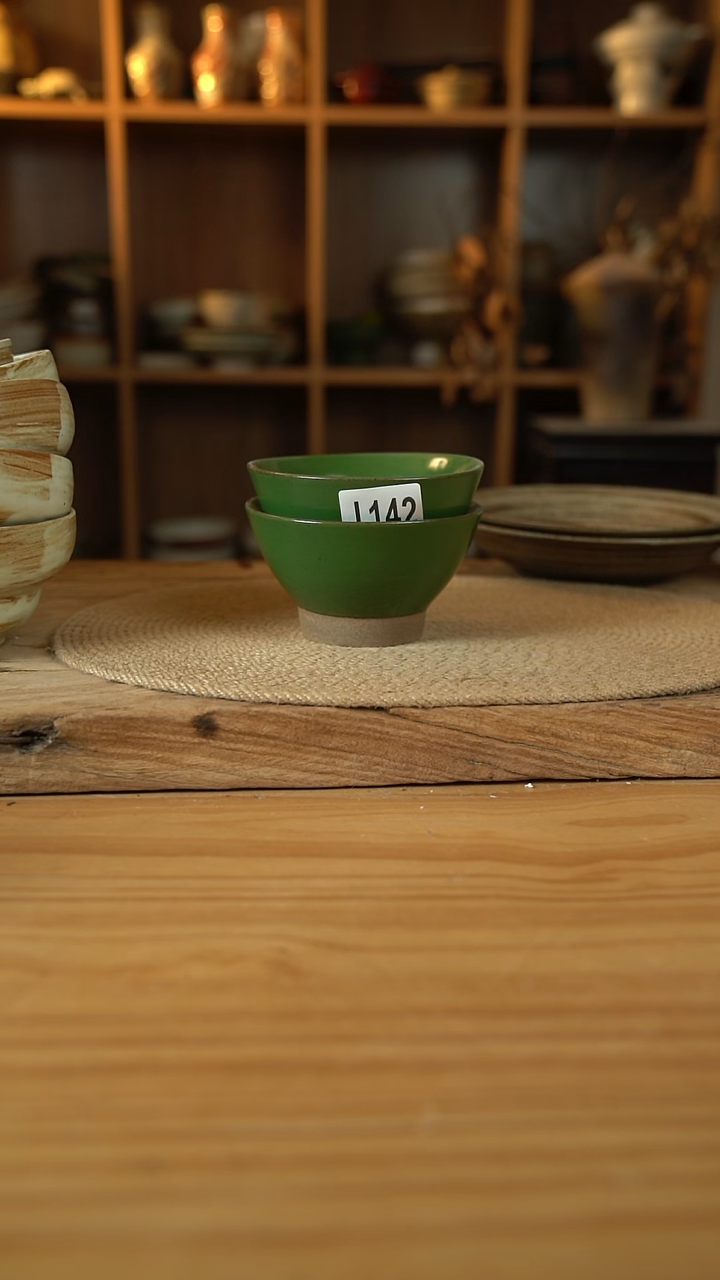 142福利松石绿系列的5英寸高脚斗笠米饭碗2个