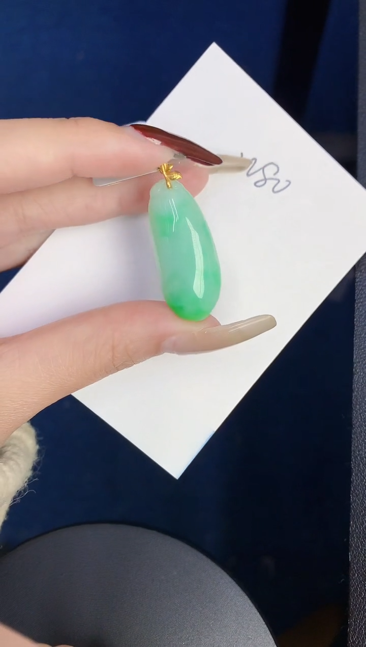 【闪购商品】翡翠颈饰18K金镶嵌00000000000