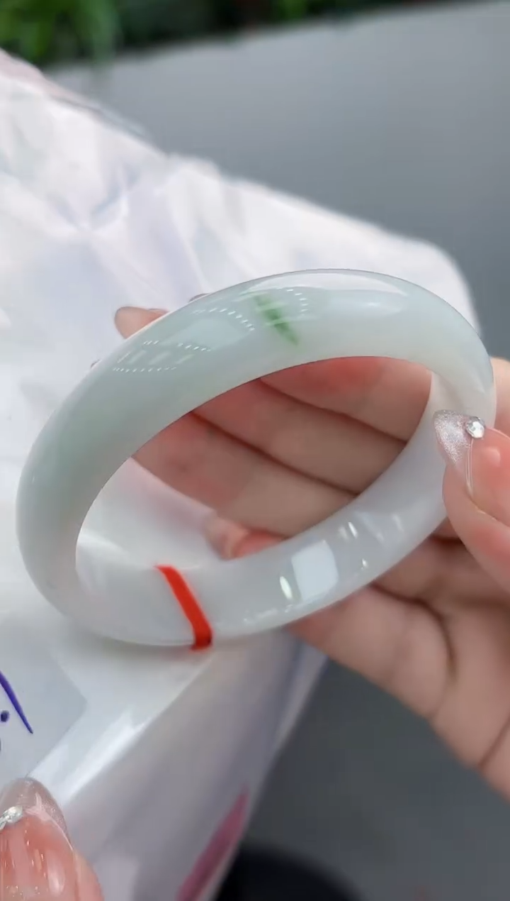 【闪购商品】翡翠手镯未镶嵌翡翠手镯