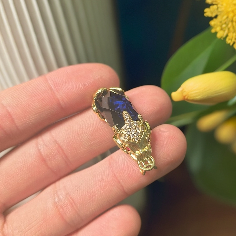 培育蓝宝石蓝宝石貔貅吊坠-B99