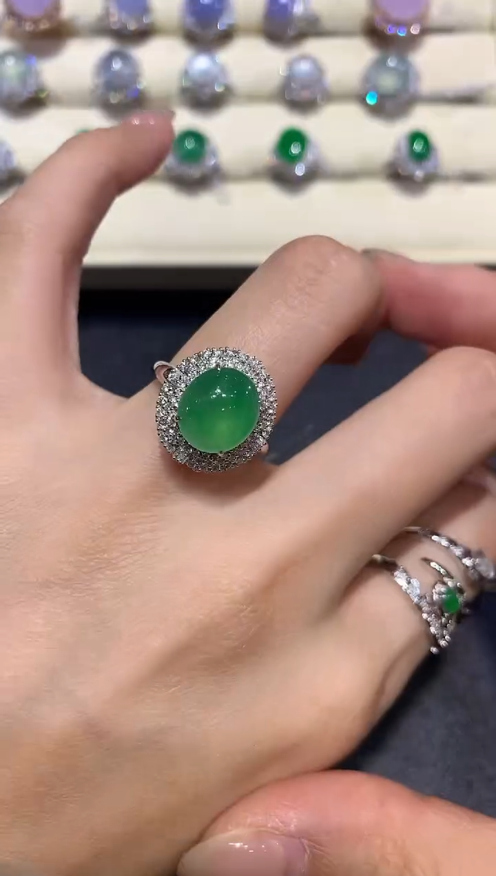 【闪购商品】翡翠戒指18K金镶嵌a225   