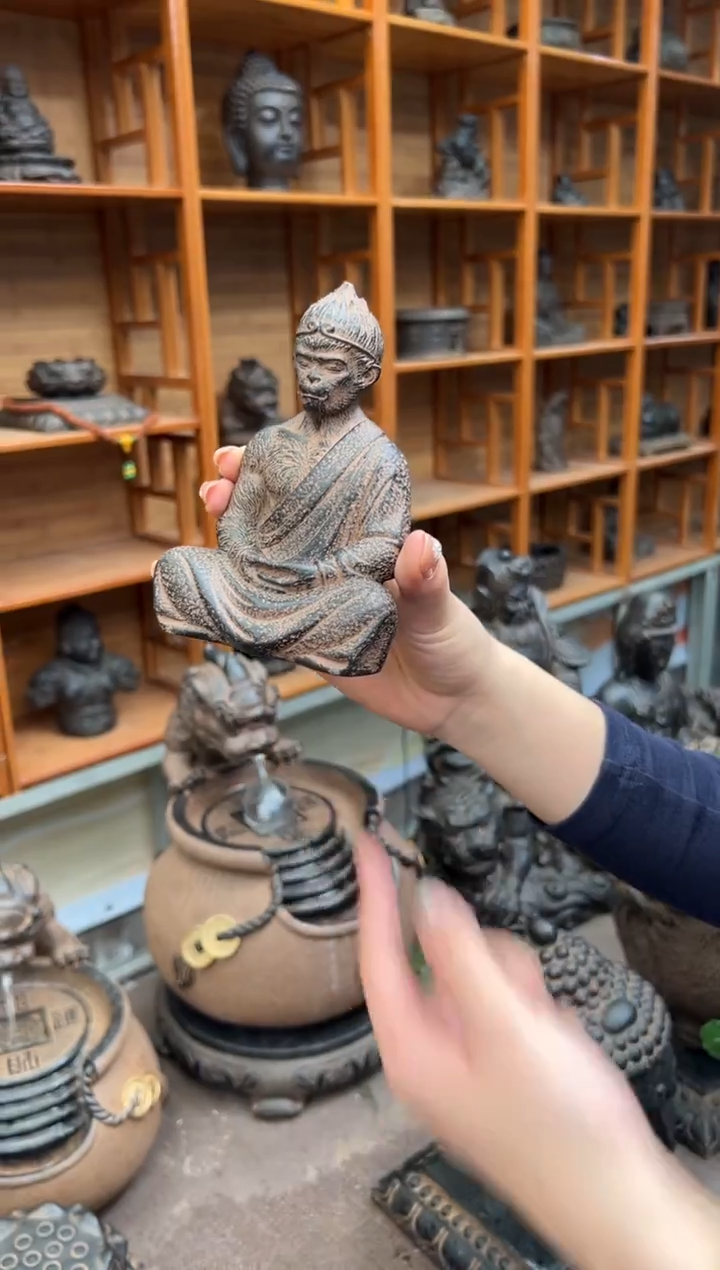 陶土世**祥【火山泥】行者