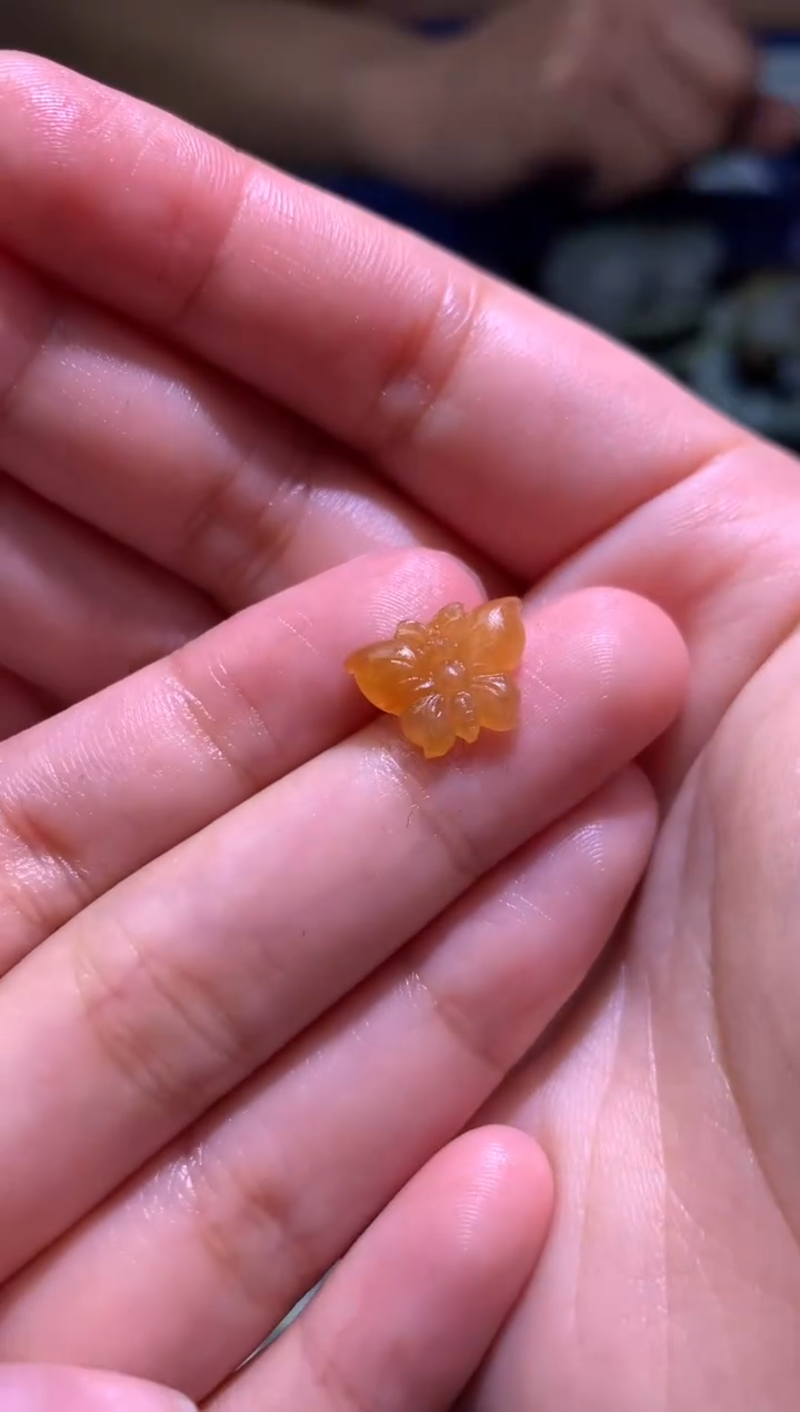 定制翡翠未镶嵌毛货