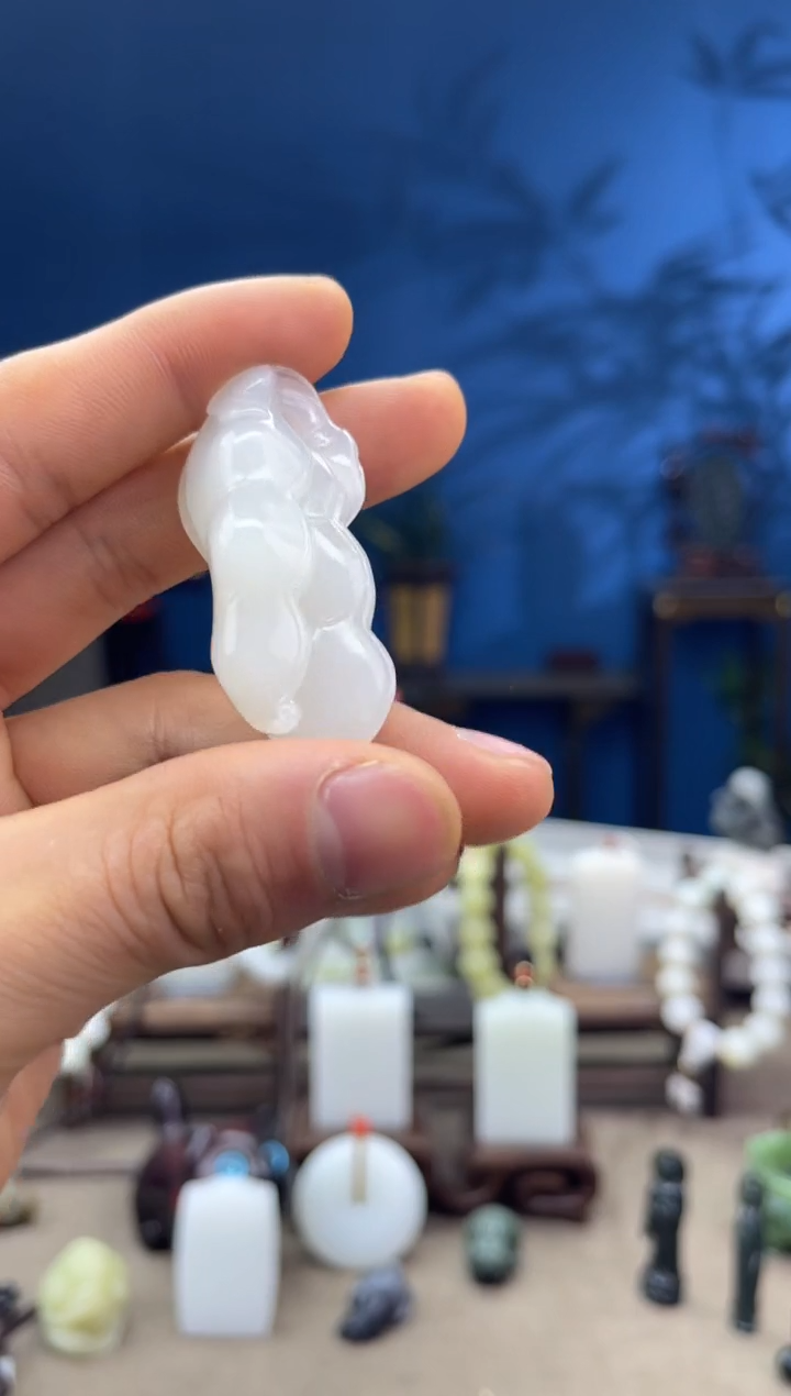 【闪购商品】和田玉颈饰未镶嵌1