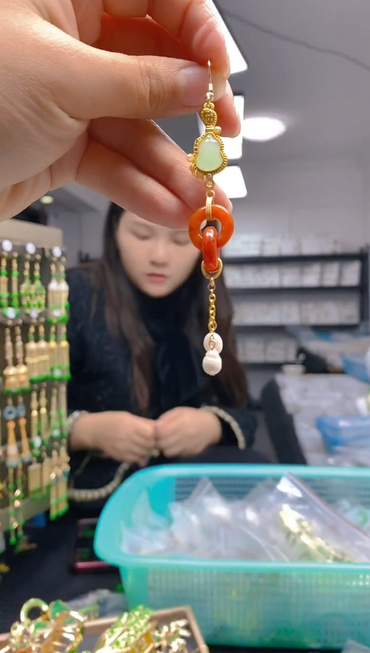 【闪购商品】翡翠耳饰合金0589翡翠耳钩一个