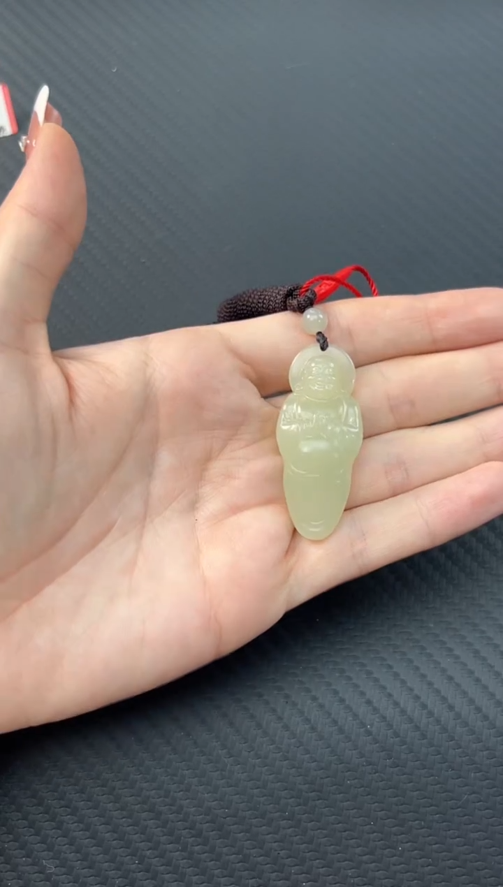 【闪购商品】和田玉吊坠(赠链)未镶嵌且末微色差迪克兰吊坠