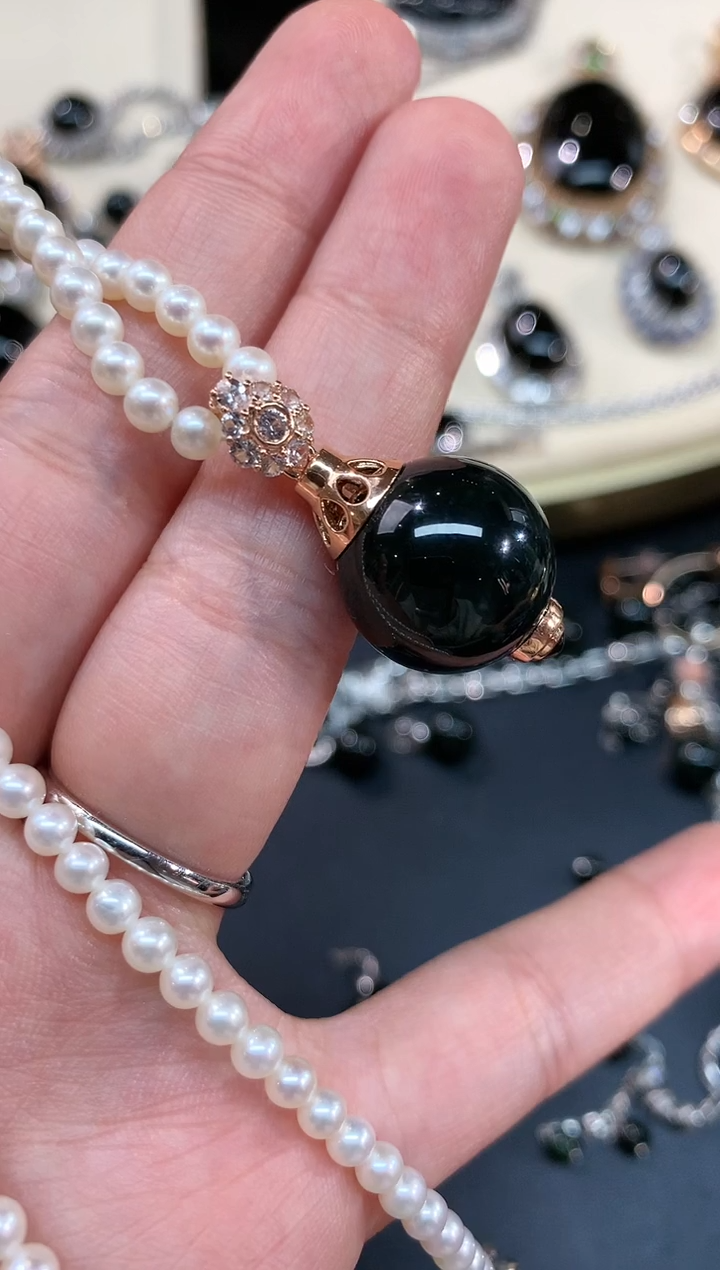 【闪购商品】翡翠吊坠(不含链)18K金镶嵌A294|6800