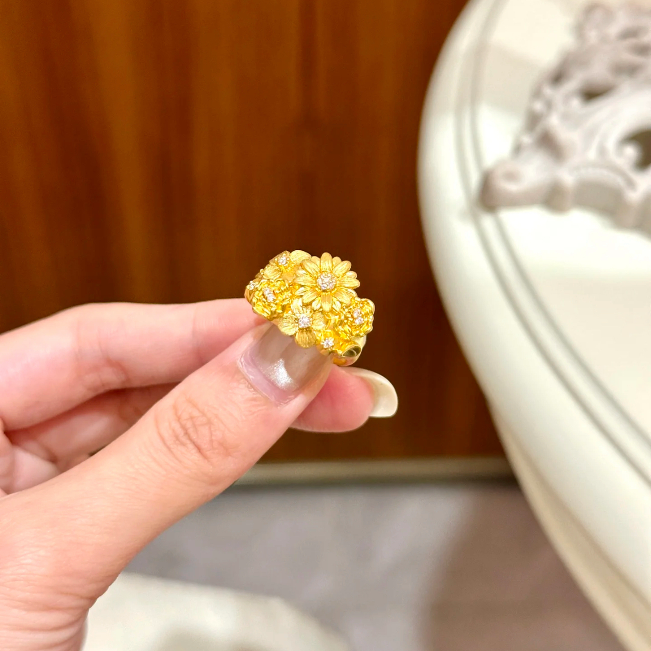 铜合金合成锆石戒指 繁花锦簇戒指新款小众轻奢时尚高级感食指戒