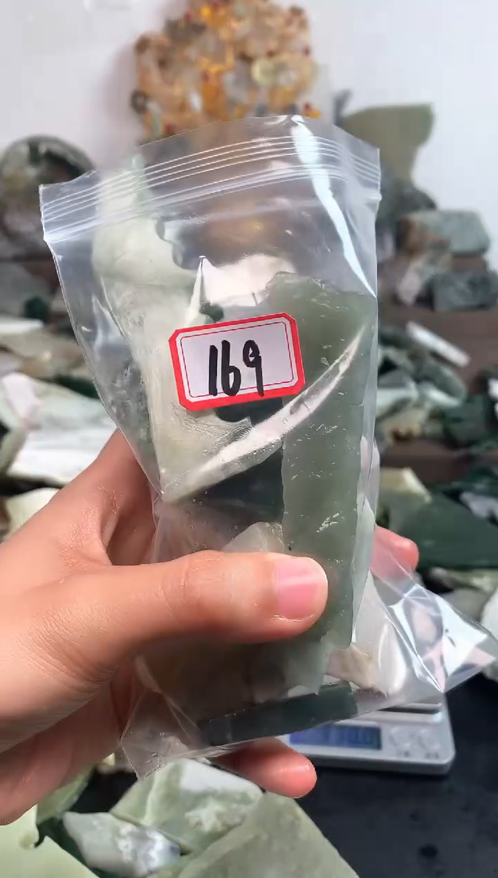 未镶嵌和田玉摆件169