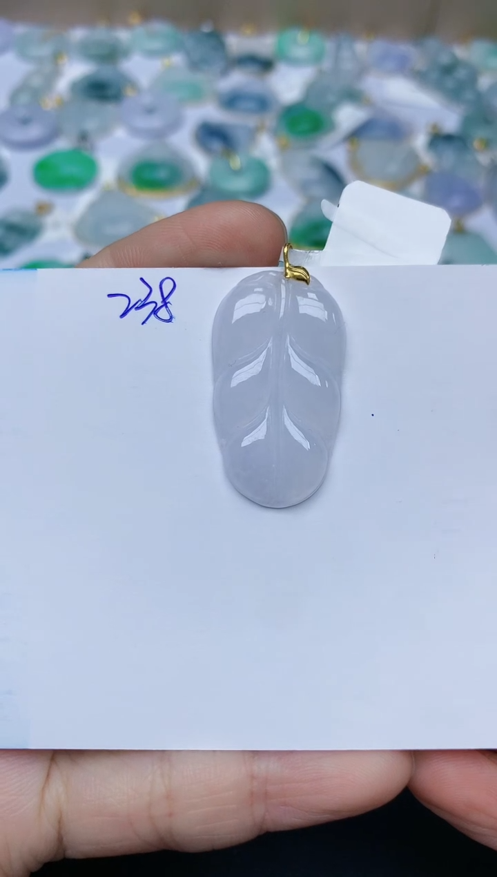 【闪购商品】翡翠颈饰18K金镶嵌天然翡翠A货    