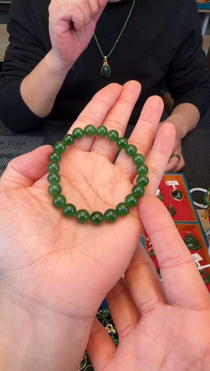 未镶嵌手串和田玉卡8