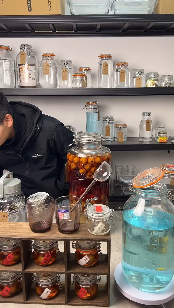 玻璃布尔森7.5L泡酒瓶