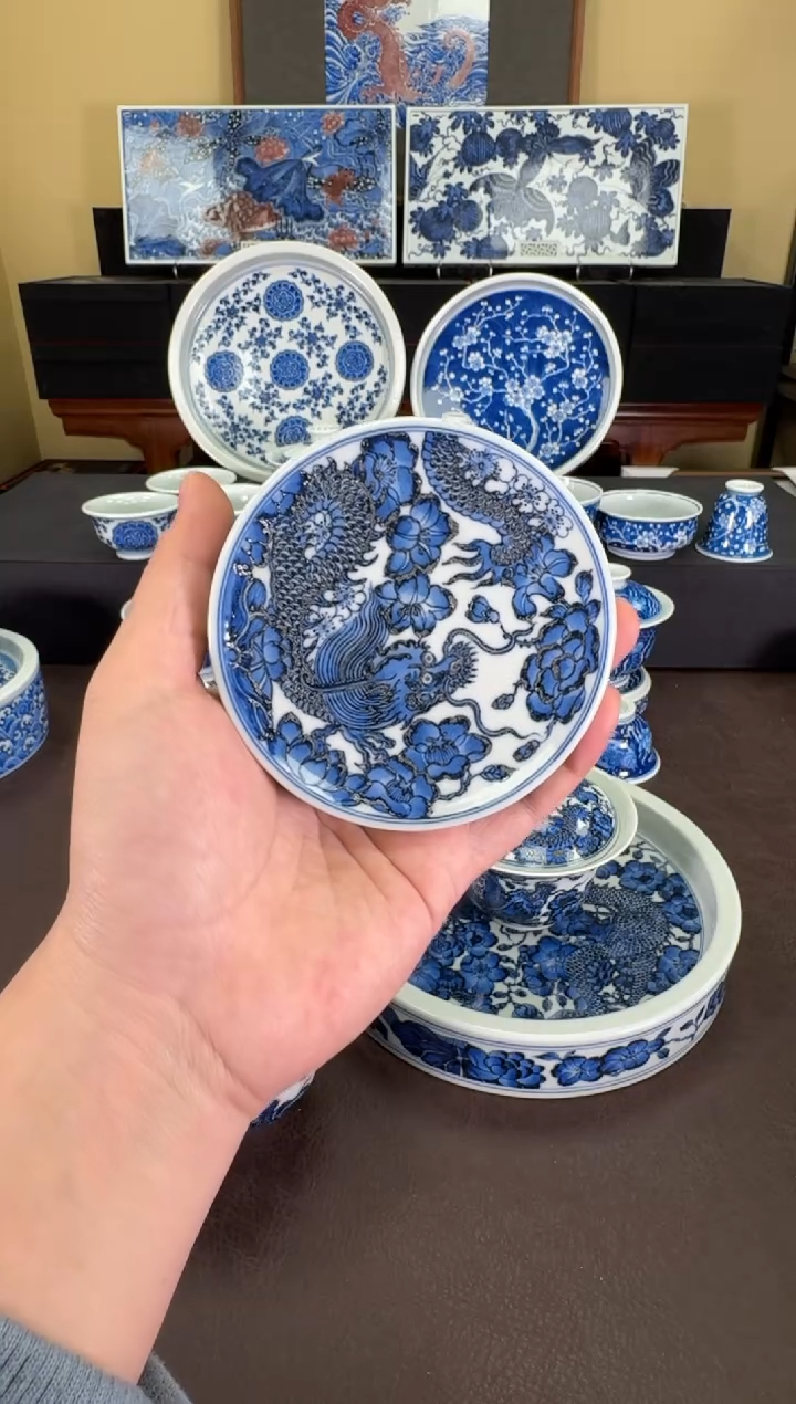 【闪购商品】瓷片羿器窑穿花龙纹盖置