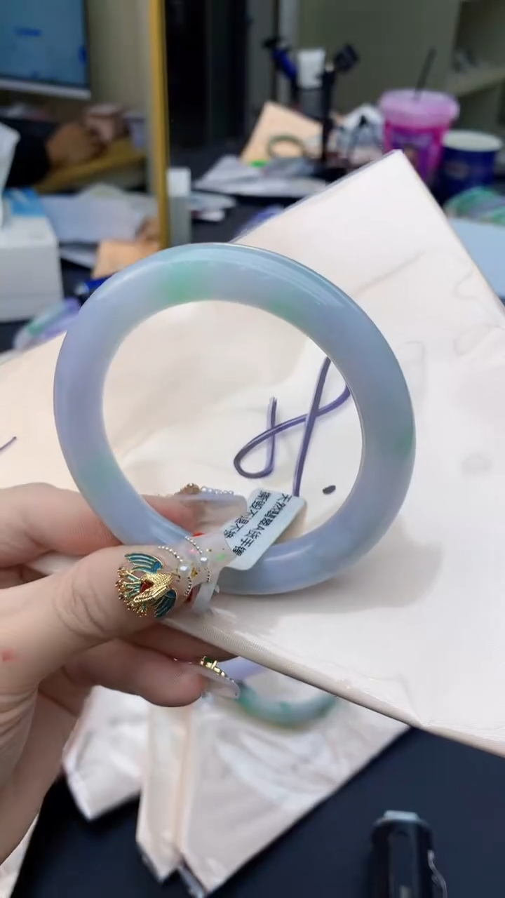 【闪购商品】翡翠手镯未镶嵌0129033794