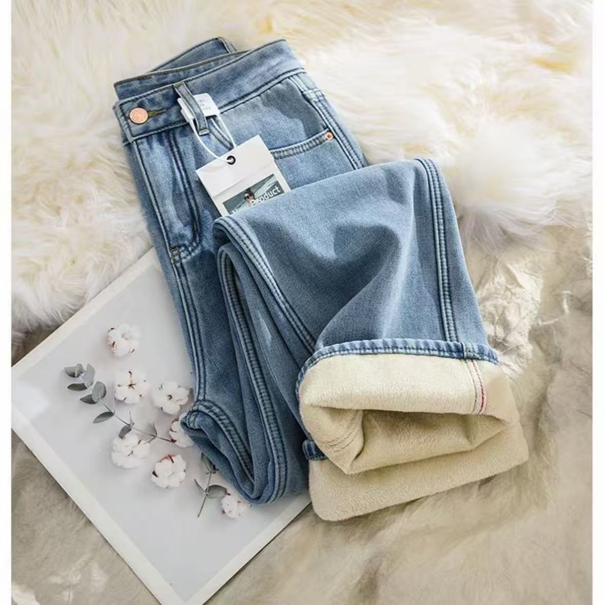 【加绒加厚+运费险】6010#浅色窄版直筒牛仔裤女加绒加厚高腰显瘦