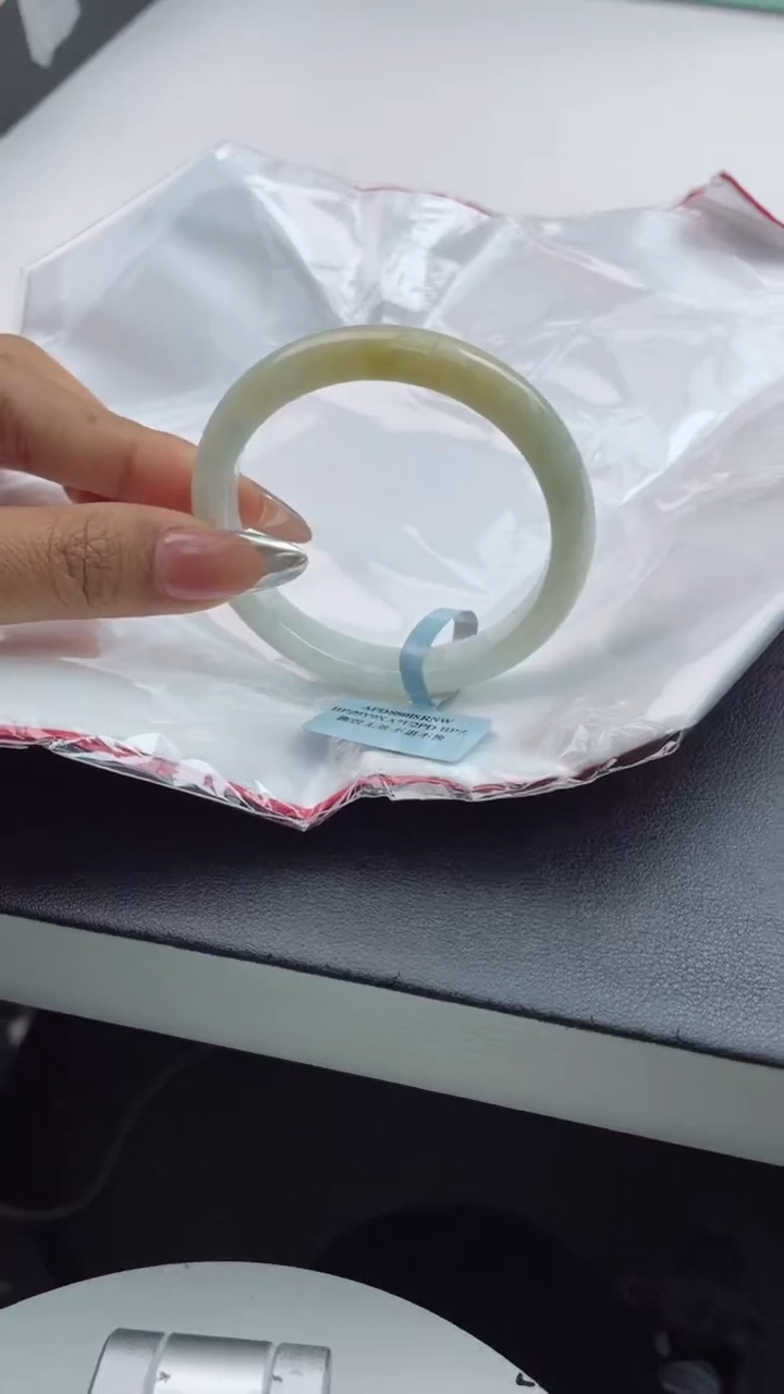 【闪购商品】翡翠手镯未镶嵌18翡翠手镯1