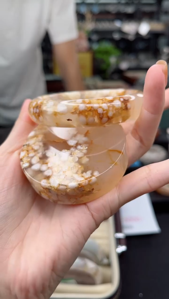 【闪购商品】石英质玉手镯未镶嵌63圈口（赠品镯心）3356466