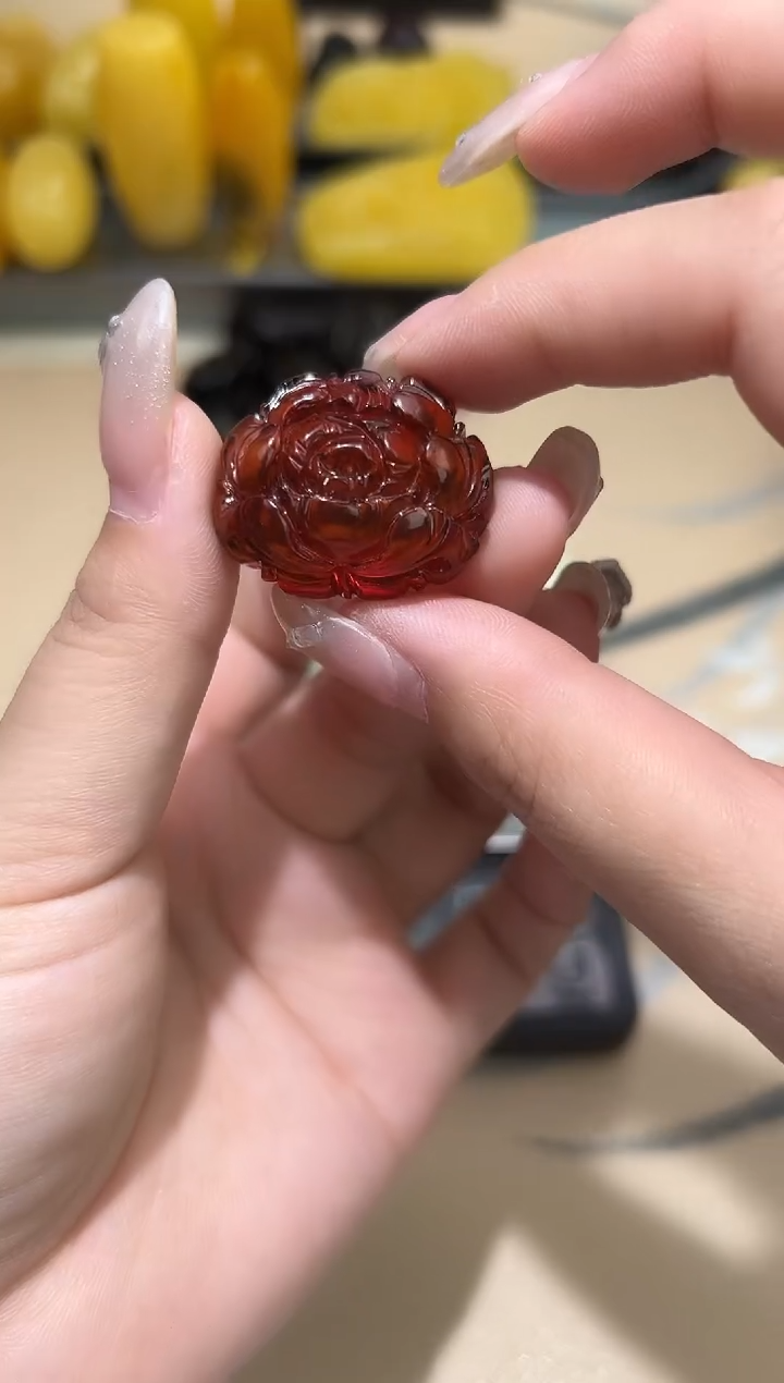 裸石琥珀未镶嵌琥珀蜜蜡吊坠