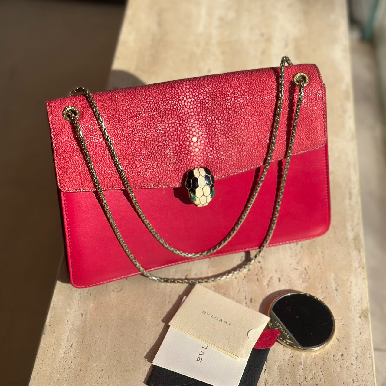 95新 BVLGARI/宝格丽 蛇头包 珍珠鱼 金链玫紫色/122605