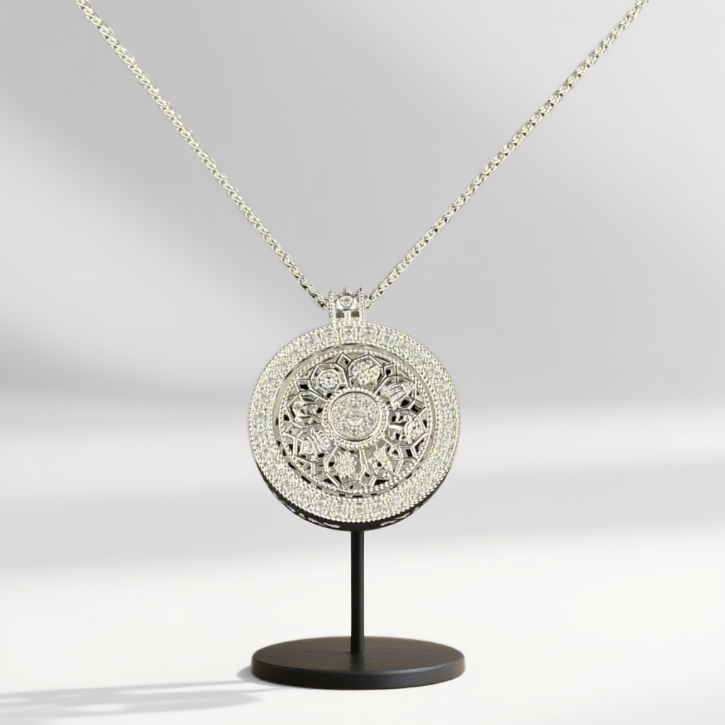 【赶紧处理】定制年味十足女款气质生肖挂件 G703 八宝罗盘