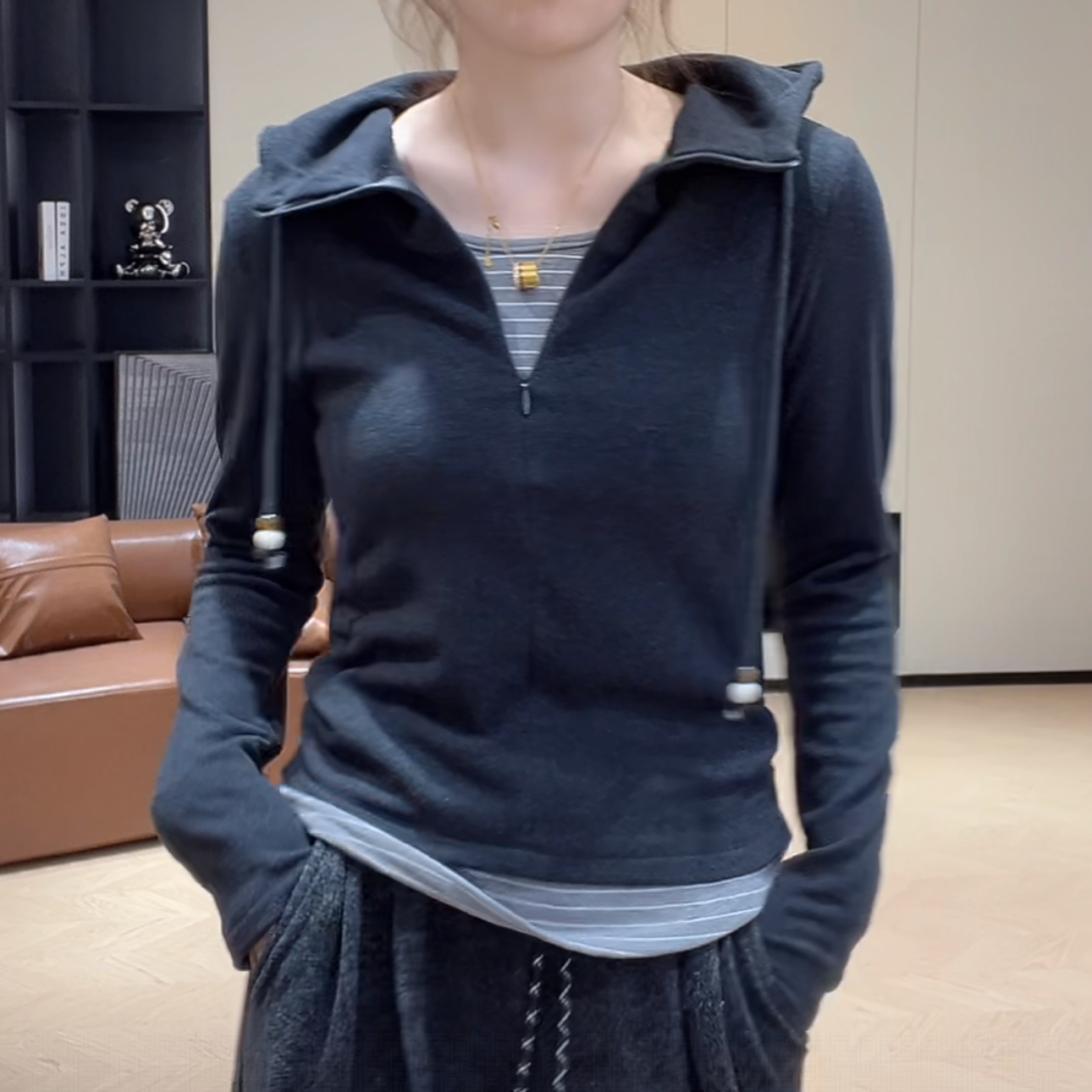 拼色假两件磨毛连帽打底衫T恤冬季2025新款百搭时尚长袖保暖上衣