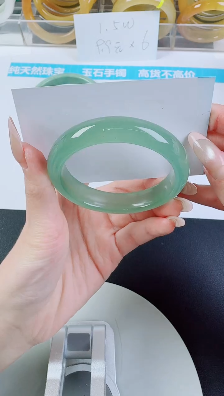 未镶嵌手镯石英质玉84--圈口50
