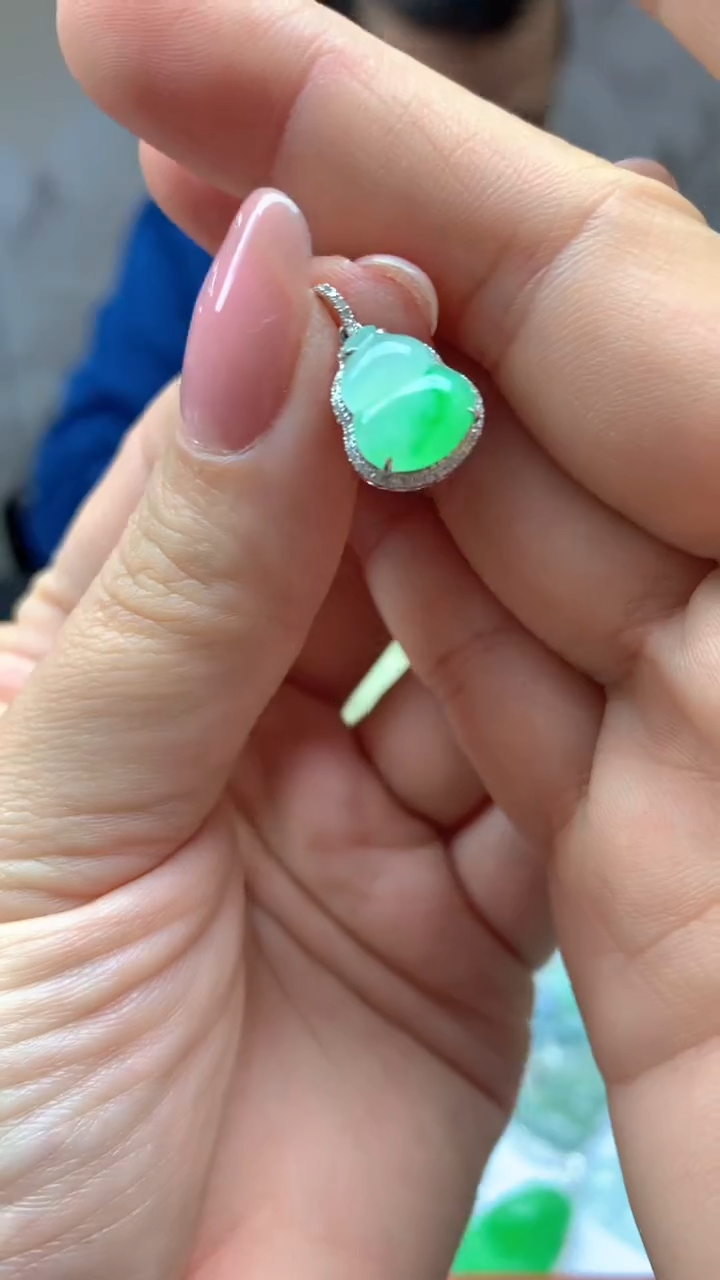 【闪购商品】翡翠颈饰18K金镶嵌192-天然翡翠