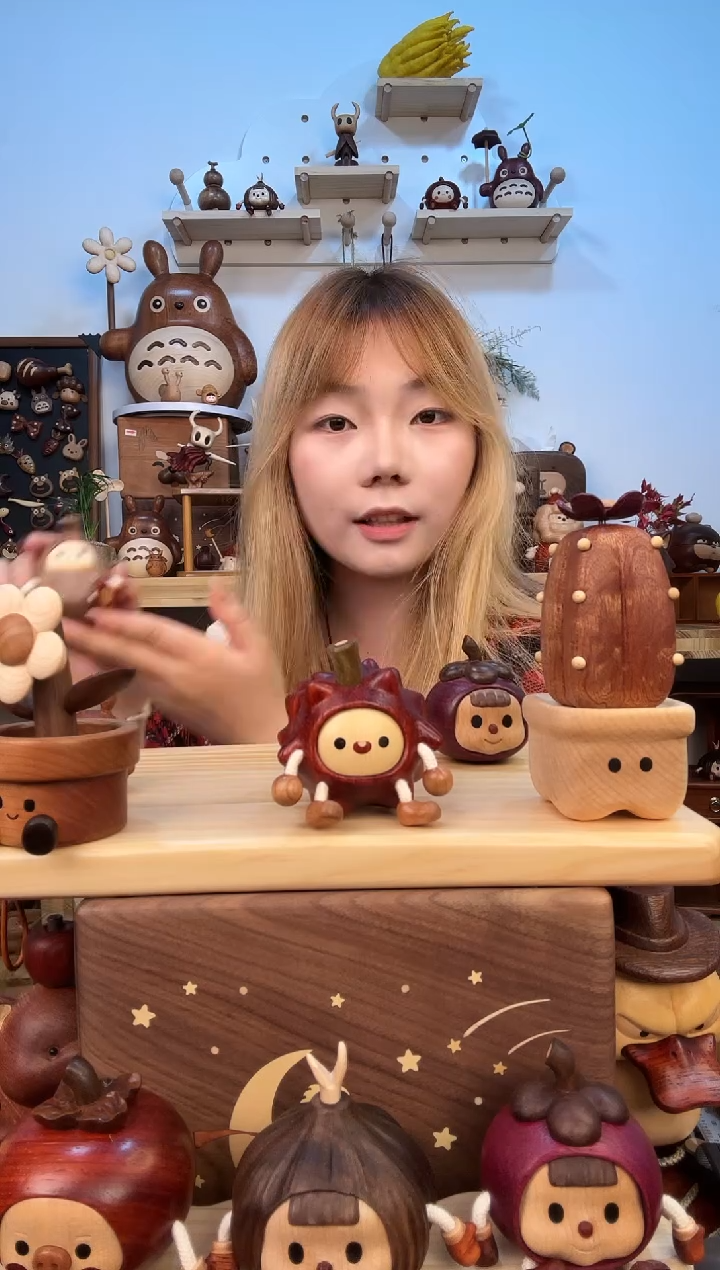 木榴莲人摆件1只