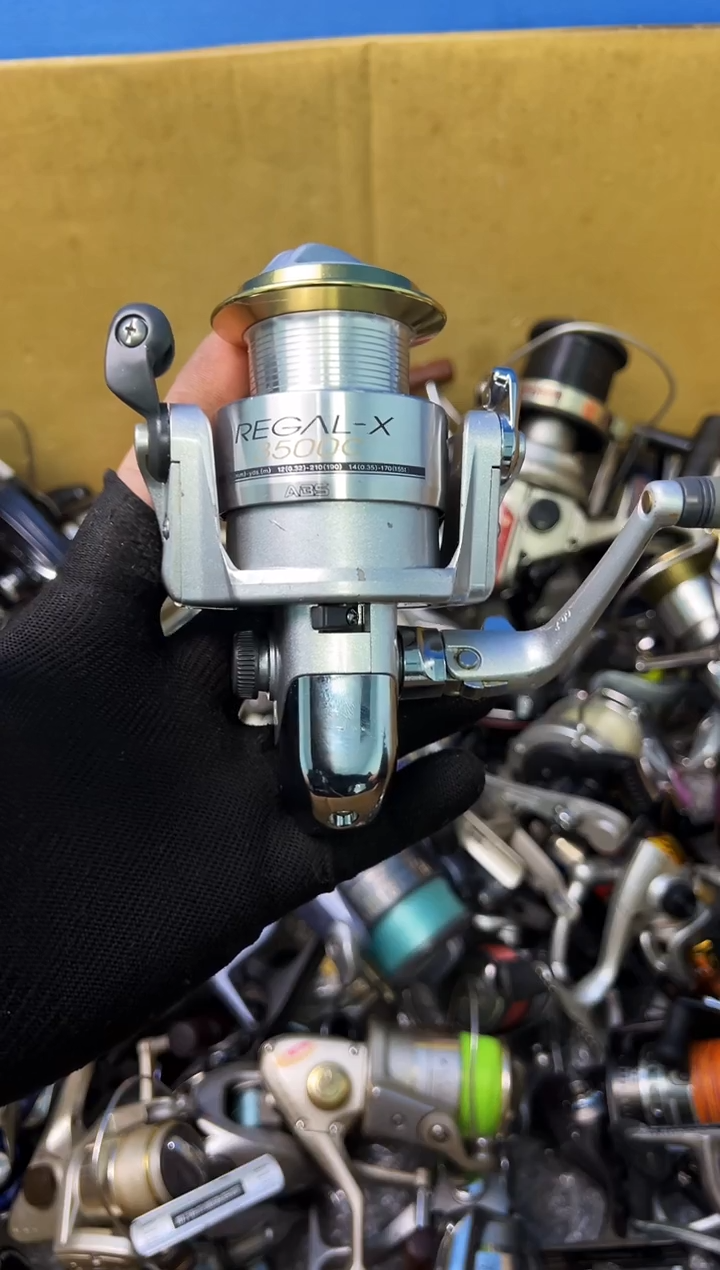 飞*微瑕钓鱼轮，直播间讲解为准，看清楚再拍，如有拆卸不退换