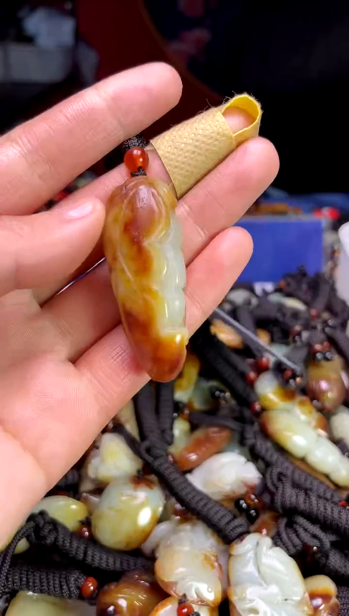 【闪购商品】和田玉颈饰未镶嵌1