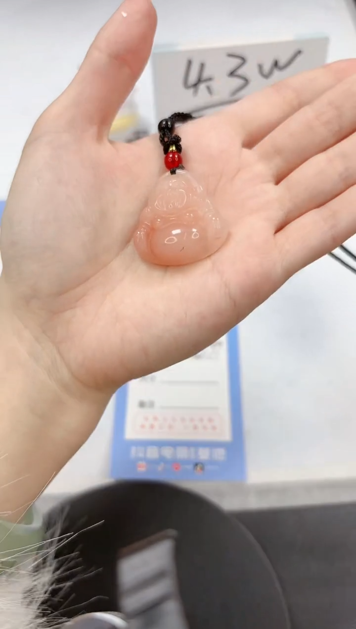 【闪购商品】石英质玉手镯未镶嵌项链