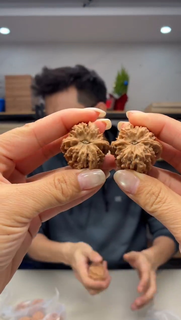 把件文玩核桃35左右野暴雪