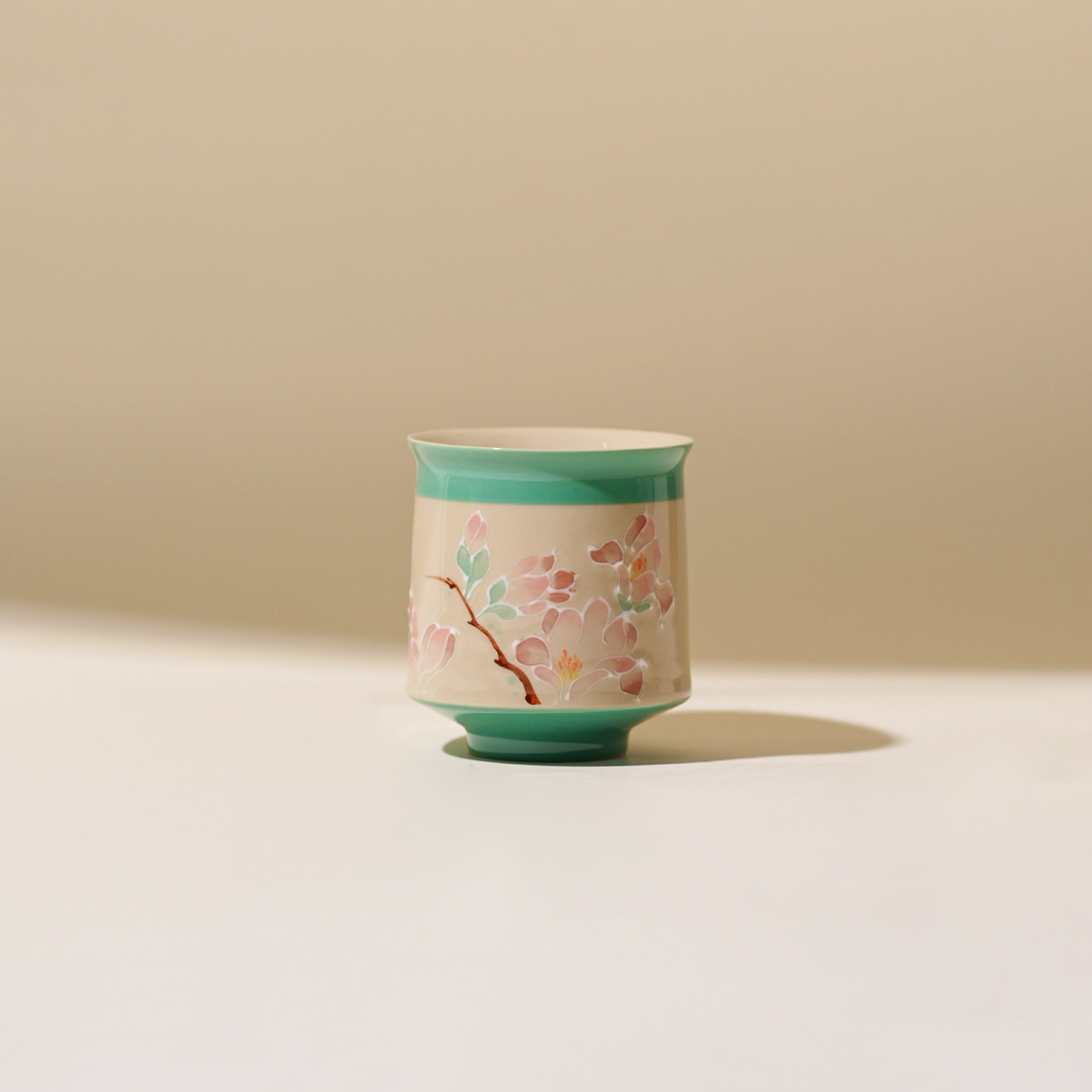 明知山志有田烧黛青手绘玉兰主人茶杯功夫陶瓷茶具家用个人茶杯