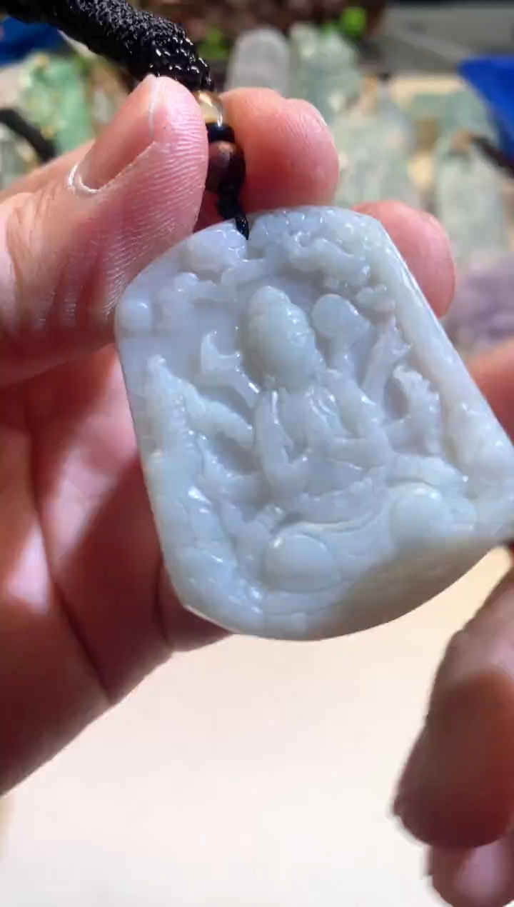 【闪购商品】翡翠颈饰未镶嵌02/10/164