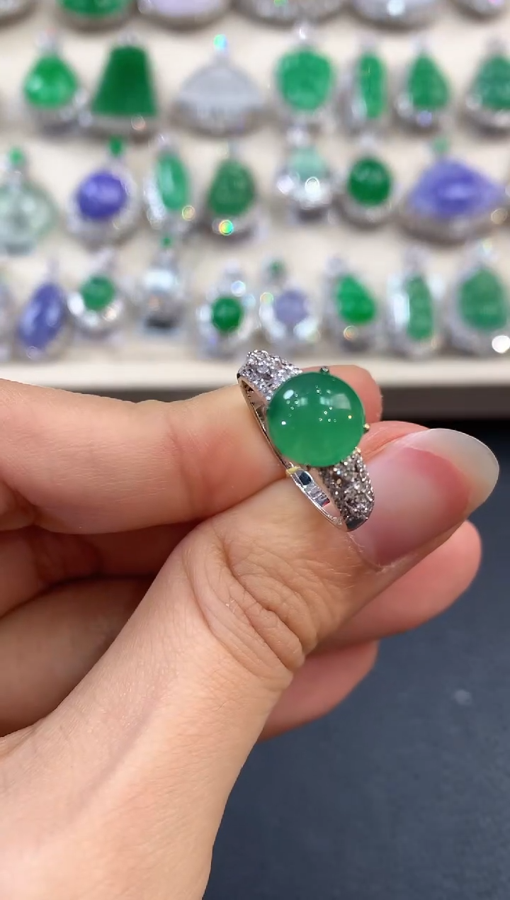 【闪购商品】翡翠戒指18K金镶嵌 C60      